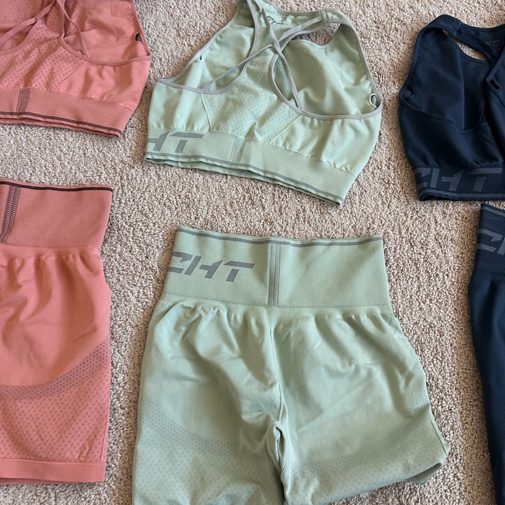 ECHT Activewear Set in Green, Pink, and Blue